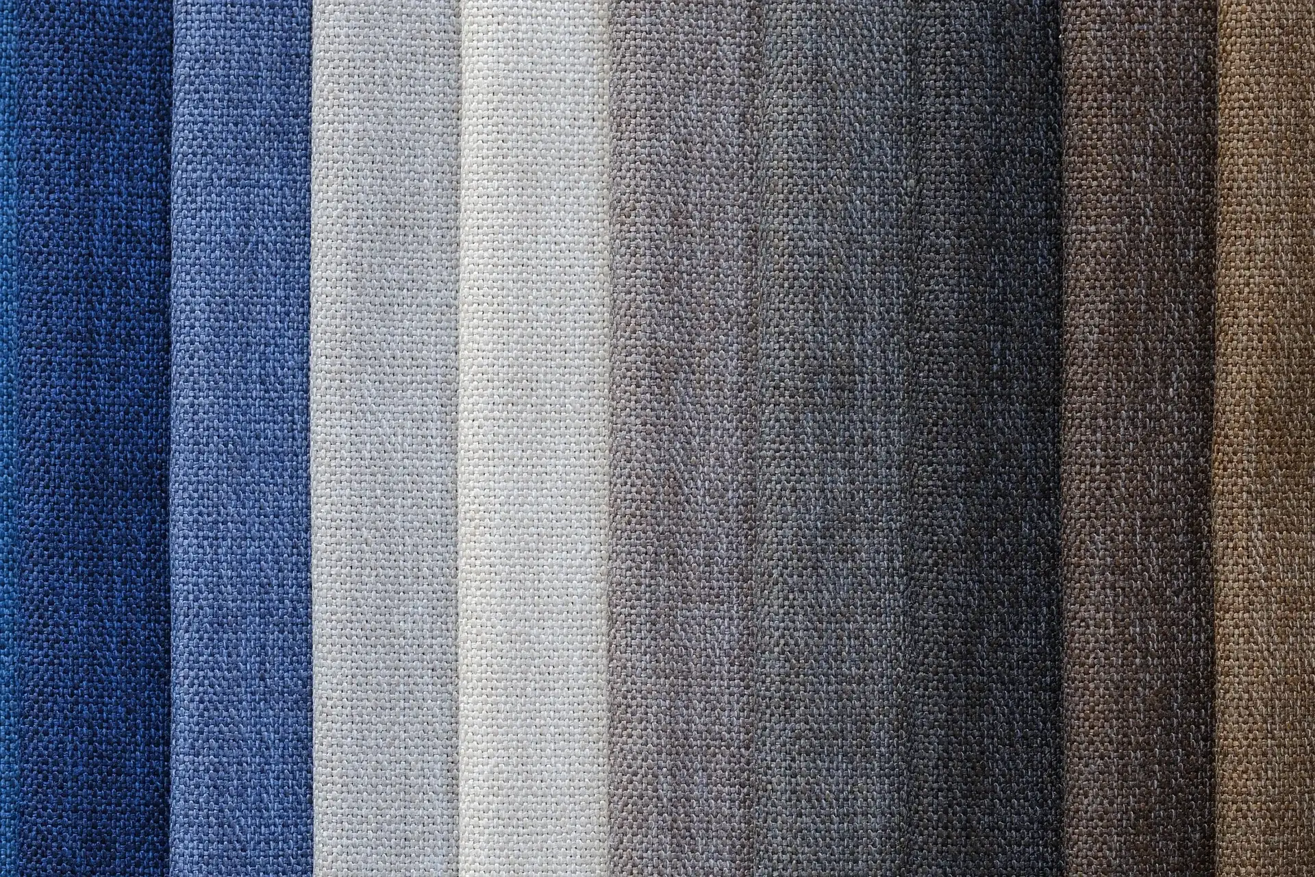 Cómo Crear u Operar una Marca de Ropa Sostenible